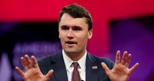 El FBI investiga el asesinato de Charlie Kirk tras liberar al primer  sospechoso detenido en Utah