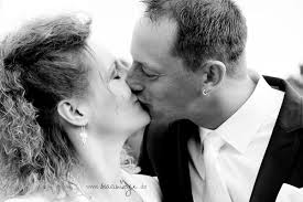 Du hast dein kuscheltier mit im bett, ich meinen handball. Weil Du Heimat Zuhause Bist Maramirage Fotografie