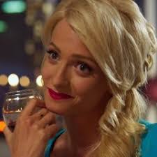 Queen Thomas's Instagram, Twitter & Facebook