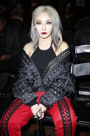 Front Row Style Our Favorite A List Moments Of Fashion Week Fashion Fashion Week Editorial Fashion