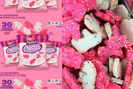 Costco loses money by selling it on the cheap. Costco Is Selling A 30 Pack Of Circus Animal Cookies And It S A Bargain
