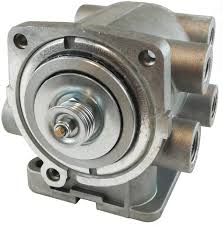 Buy Brianna Auto Parts Bap101818 E 7 Foot Pedal Dual Control Brake Valve Dual Or Split Air Brake Systems Online In Slovakia B07l16pkc4