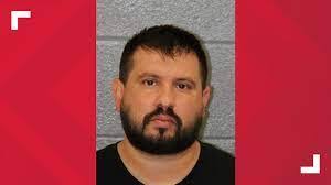 Benjamin Damron's Instagram, Twitter & Facebook