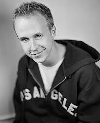 The Nanny" Close Shave (TV Episode 1995)