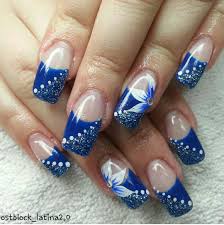 Nagel Gelnagel Blau Weiss Glitzer Blume Strass Punkte Nails Gelnails Blue White Glitter Strass Pounds Paznokcie Zelowe Ni Blaue Nagel Gelnagel Blau Nagel Blumen