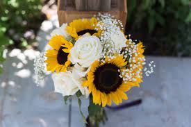 Any bouquet with daisies is inexpensive and still lovely. Sunflower And White Rose Bridal Bouquet Sunflower Wedding Bouquet White Rose Bridal Bouquet White Flower Bouquet