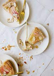 apple frangipane tart wood spoon rezept dessert phantasie desserts lebensmittel essen