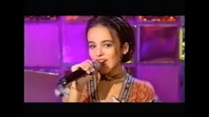 Alizée "Moi Lolita" 2000/10/22 Vivement Dimanche 1080P 50FPS