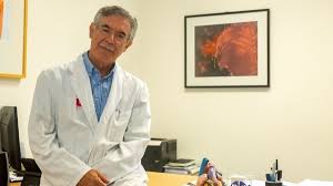 Tiene los lujos que quiera, vive cómodamente gracias a su esfuerzo. Estos Son Los 100 Mejores Medicos De Espana Segun La Lista Forbes