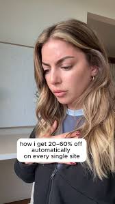 AHHH! I'm freaking out!! I officially have a code with @wallicases & I'm so  excited to share it with you 💖 Use code HALEYAYERS