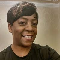 Elaine Batten's Instagram, Twitter & Facebook