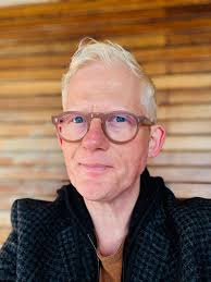 Chat (WhatsApp community)