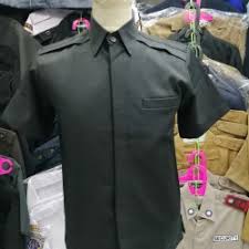 Baju safari adalah sebuah baju pria bermodel jas berlengan pendek, bersaku empat yang dibuat dari bahan yang tebal seperti dril dan katun. Jual Safari Paspampres Murah Harga Terbaru 2021