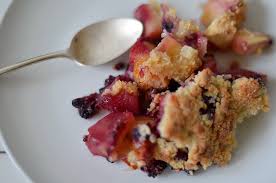 Yummy Crumble Aux Pommes Fruits Rouges Et Peches Hello It S Valentine
