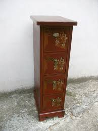 Ce meuble tv vous offre 4 espaces ouverts, vous avez donc l'espace necessaire pour tous vos appareils electroniques et meme plus! Colonne Range Cd 4 Tiroirs Promos Magie D Asie