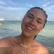 Abbygail Sims (@_.abbsss) • Instagram photos and videos