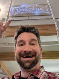 Lisa Poisso's Instagram, Twitter & Facebook