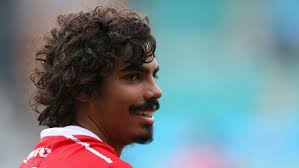 Adelaide veteran taylor walker has broken his silence and apologised for his racial slur, paying tribute to robbie young's courage and support while announcing he'll take time away from the crows to let people heal and educate myself. T9anyf00tjhysm