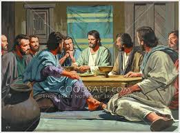 Jesus And His Twelve Disciples Are Reclining At A Table Jesus Is Breaking Bread And Preparing To Give It To The Bible Pictures Bible Art In Remembrance Of Me