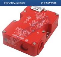 Brand New 440G-T27183 Allen Bradley Guardlock Switch TLS-GD2 Power To  Release
