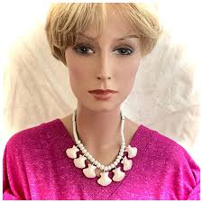 Vintage Flying Colors Ceramic Pink Clam Shell Necklace. For Sale at Ruby  Lane