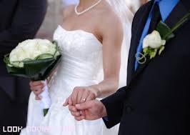 Seguimos con algunas frases bonitas cortas de todo tipo. Frases Para Dedicar A Los Recien Casados Look Novias