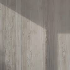 Reflecting Light On A Beautiful Wall Of Fredsted Silver Oak Panels In Various Widths Adding A Calm Look To Light Living Areas Oak Panels Beautiful Wall Flooring