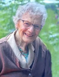 Denise Grandy's Instagram, Twitter & Facebook