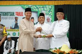 Untuk mendapatkan kitab istighosah lighina'il mal ini mengganti biaya rp. Peringati Harlah Ke 96 Pcnu Kota Tanjungpinang Gelar Istighosah Kubro Tahlil Dan Sholawat Asyghil