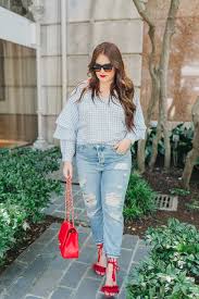 Here we goooo, thanks mangasy, from fellow mommy, i hope yr little one is growing well & you're recovering well. 12 Different Ways To Style Mom Jeans Hustle And Hearts