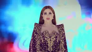 Jun 25, 2021 · نسرين طافش تستعرض مهاراتها في ركوب الخيل (فيديو) ديانا كرزون تكشف عن اسم طفلتها الاولى. Ø¨Ø§Ù„ÙÙŠØ¯ÙŠÙˆ Ø§Ù„Ø´ÙŠØ® Ø§Ù„Ø£ÙƒØ¨Ø± ÙŠØ¬Ø¨Ø± Ù†Ø³Ø±ÙŠÙ† Ø·Ø§ÙØ´ Ø¹Ù„Ù‰ Ø§Ø±ØªØ¯Ø§Ø¡ Ø§Ù„Ø­Ø¬Ø§Ø¨ Ø±ÙˆØªØ§Ù†Ø§ Rotana