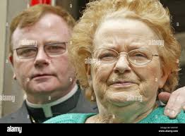 Pat bishop hi-res stock photography and images