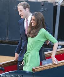 The wedding of zara phillips and mike tindall is being celebrated by the queen and members of the royal family at a lavish palace reception. Zara Phillips Wedding To Mike Tindall Kate Middleton Joins Royal Yacht Britannia Party Daily Mail Online