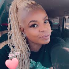 Stephanie Simpkins's Instagram, Twitter & Facebook