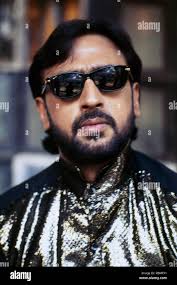 View gulshan hi-res stock photography and images