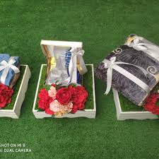 Dah cukup senarai barang hantaran tu, boleh mula untuk designdulang dan barang hantaran tersebut mengikut tema atau warna majlis perkahwinan kita tu. Design Pallet Tema Sewa Hantaran Murah Kepala Batas Facebook