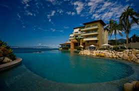 Bence dünyanın en korkusuz insanlarındandır. Enfes Manzarasiyla Amerika Da Satilan En Luks 10 Sahil Evi Paratic