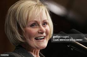 24 The Family The Real Story Of The Bush Dynasty Stock Photos, High-Res  Pictures, and Images