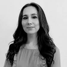 Allie Oliveira's Instagram, Twitter & Facebook