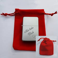35 millionen kinder im schulpflichtigen alter, die keine möglichkeit zum schulbesuch haben. Benzinfeuerzeug Matt Silbergrau Mit Gravur Ich Liebe Dich Valentinstag Geschenk Valentinstag Geschenk Fur Ihn Valentinstag Geschenk Mann Valentinstag Mann
