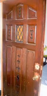 Penentuan kualitas kayu jati yang diinginkan seharusnya mempertimbangkan type aplikasi finishing yang dipilih. Lawang Definition And Synonyms Of Lawang In The Javanese Dictionary