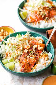 Firecracker Salmon Bowls 30 Minutes Spicy Lunch Salmon Bowl Salmon And Rice