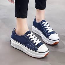 Découvrez toute une collection de chaussures à plateforme, bottes à plateforme et autres styles de chaussures à plateforme. Mode Femmes Chaussures De Sport En Toile Plateforme Chaussures Casual Baskets Chaussures Low Tie 37 Marine Marine Cdiscount Chaussures