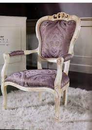 É principalmente una poltrona per salone anche se abbina perfettamente nelle camere da letto e in qualsiasi ingresso. Poltrona Poltroncina Classica Camera Da Letto Ebay