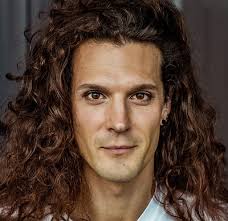 Timo Radünz I Regie & Choreografie