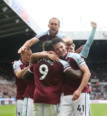 The academy of west ham united f.c. Dym5gtn Wpu8fm