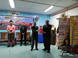 Compare prices for trains, buses, ferries and flights. Jpn Perak Moe Gov My Ppd Kuala Kangsar Malaynali