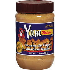 Des noix de cajou crues, de l'huile de coco et une. Beurre De Cajou