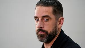 Rodgers using tough-love approach with slumping Packers