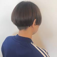 de la grace大塚 なるみさんはinstagramを利用しています レディース刈り上げスタイル かっこいいしおしゃれ 刈り上げしたくなるなぁ 刈り上げスタイル レディース刈り上げ ショートヘア とてもお似合い 女の子 髪型 アレンジ 刈り上げヘア ショートヘア